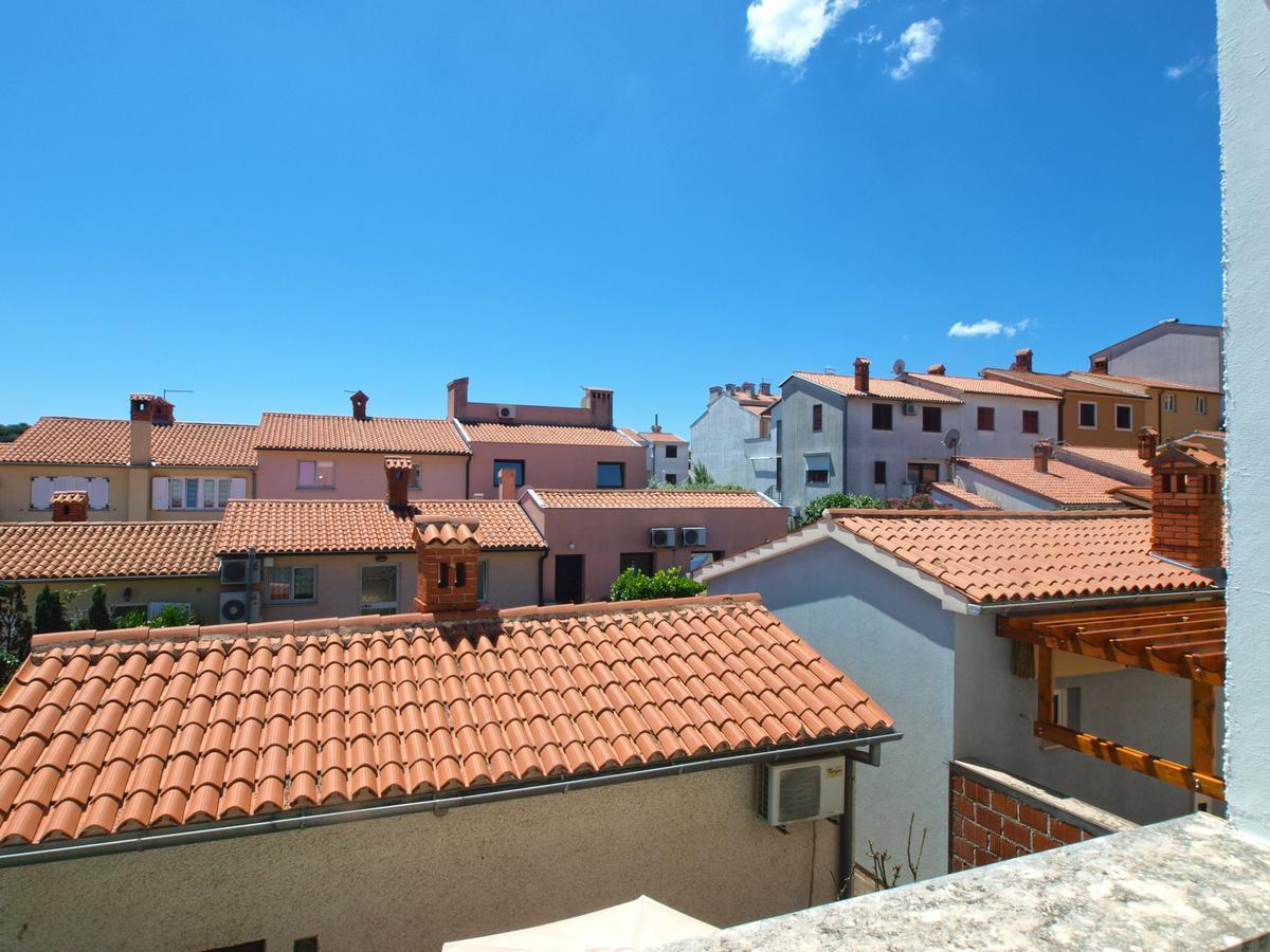 Apartments Mladen 1588 Pula Buitenkant foto